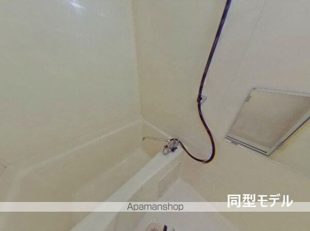 SURPLUSONEサニービレッジの内装写真