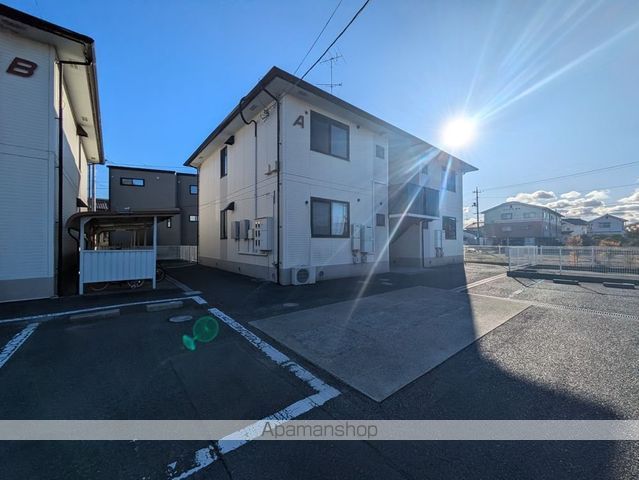 エステート21 A棟の外観写真