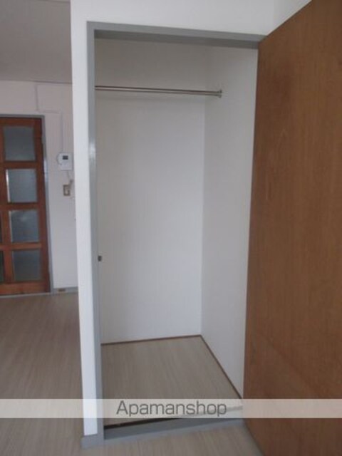 フローレンス旭ヶ丘[1R/20m2]の収納