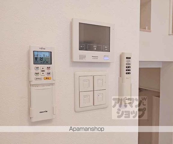 ハーモニーテラス深草善導寺町の内装写真