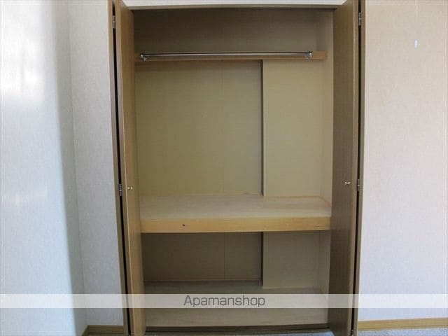 PLAIN5の内装写真