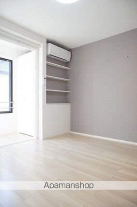 ミカジリⅡ[1R/32.23m2]のリビング・居間