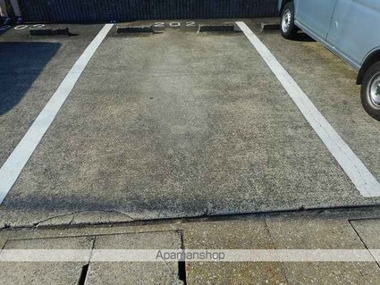 メゾンアドニス[2DK/40.57m2]の駐車場1