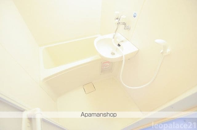 レオパレス鈴蘭の内装写真