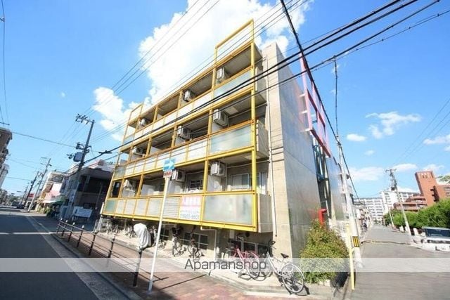 空心マンションの外観写真