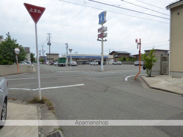 サンフレッチェ泉の周辺写真