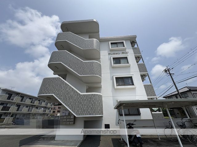 マンションカズの外観写真
