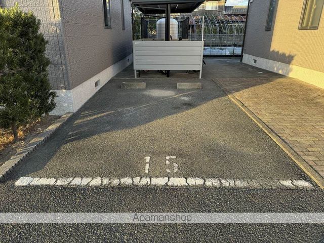 シャンティ小森野A棟の外観写真