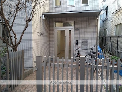 レオパレスＫ・Ｒｏｙａｌ[1K/36.92m2]のエントランス