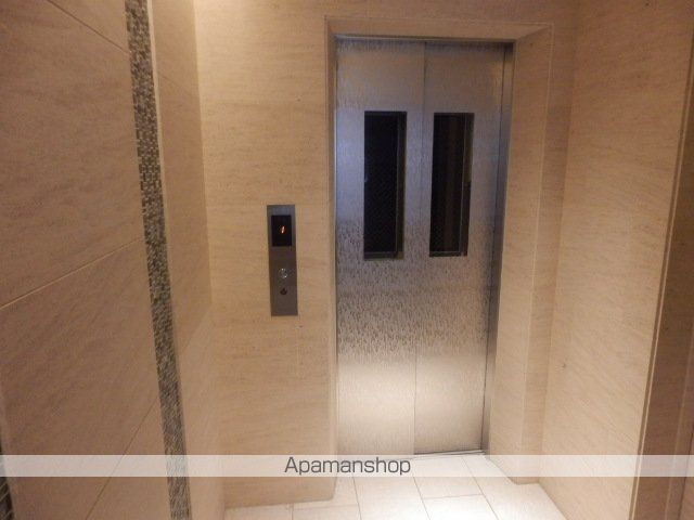 CASA 926&Tの玄関写真