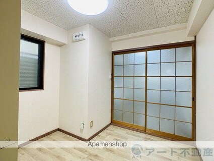 愛媛県松山市南持田町[1DK/31.18m2]の内装4