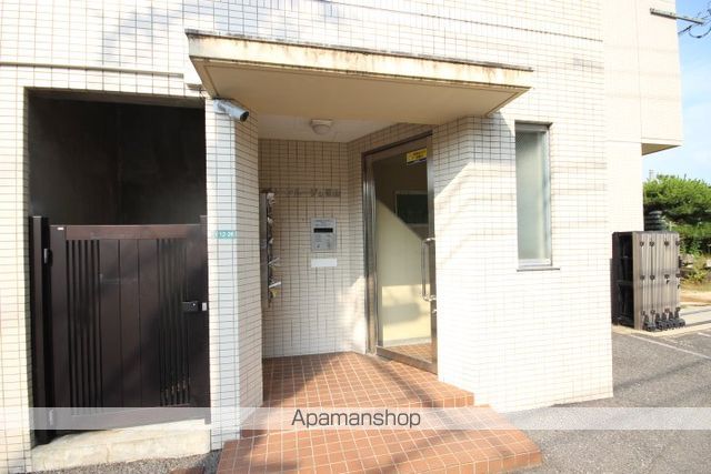 グリーンルージュ旭山の玄関写真