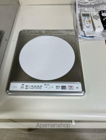 ロイヤルハイツ新宿御苑の内装写真