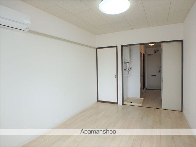 ドゥエル国立の内装写真