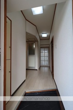 長瀬マンション　Ⅱ棟[2DK/47.45m2]の玄関