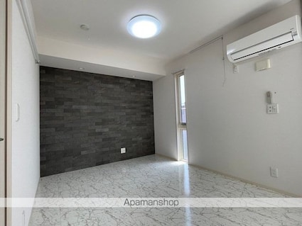 アストレイア[3LDK/69.22m2]のリビング・居間1