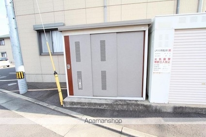 サテライトＳ１・２棟[2K/42.98m2]の共用部3