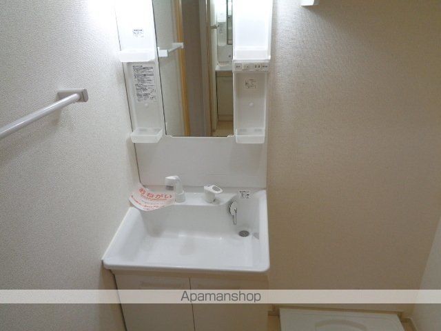 クレセント参番館の内装写真