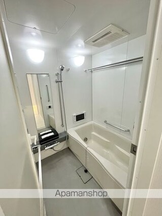 ラグジュアリーアパートメント三ノ輪[1LDK/37.66m2]のバス