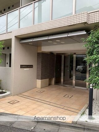 東京都中野区弥生町５丁目[1K/30.15m2]のエントランス