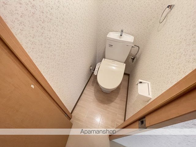 アンセリジェIIの内装写真