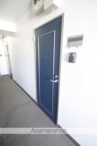 ドミール新座の玄関写真