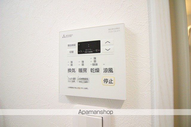 8COURTの内装写真