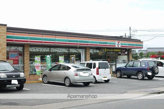 ファミールスクエアの周辺写真