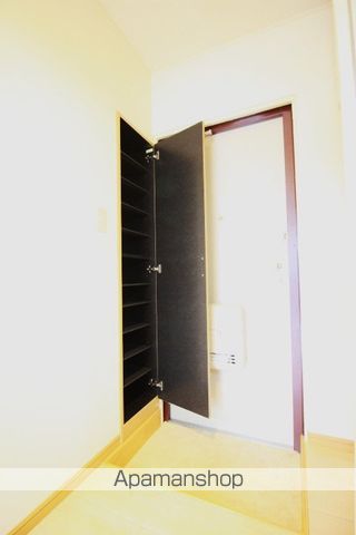 リベラル三野の内装写真