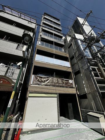 プレミアムソレイユ塚本駅前の外観写真