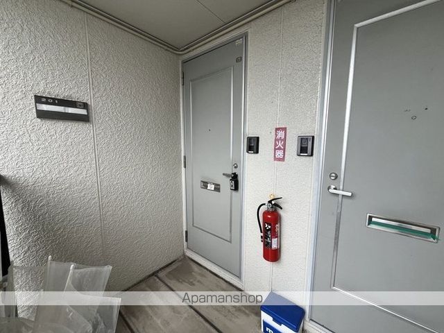 フレンドリーハイツ日野 A棟の外観写真