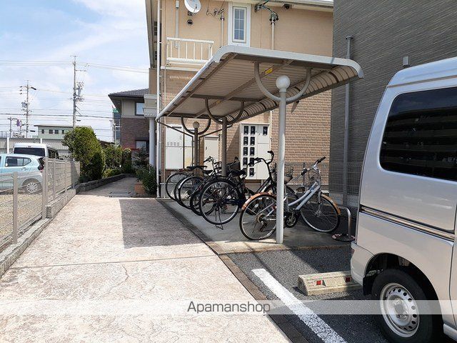 アイリ−ブル−の玄関写真