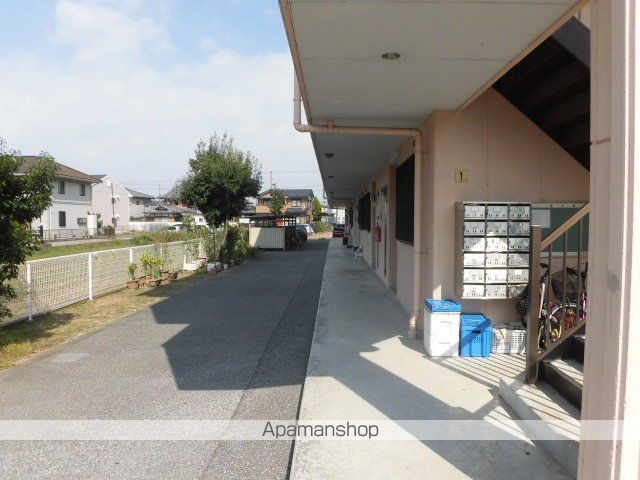 コーポサンライズの玄関写真