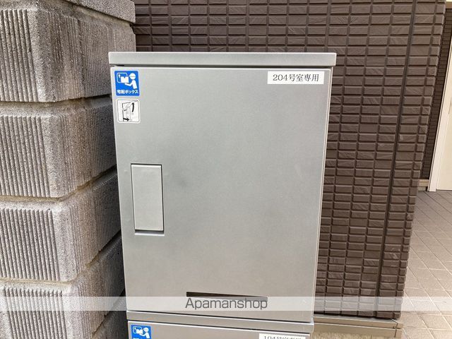 プロヌーブ柿園町 G棟の玄関写真