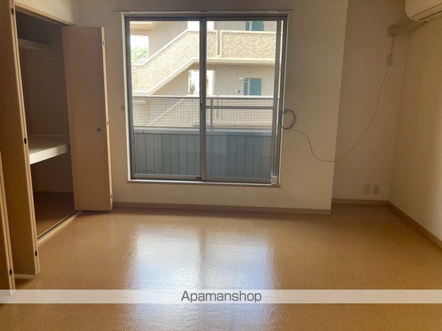 apartment IN WESTの内装写真