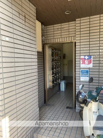 苅田ハイツの玄関写真