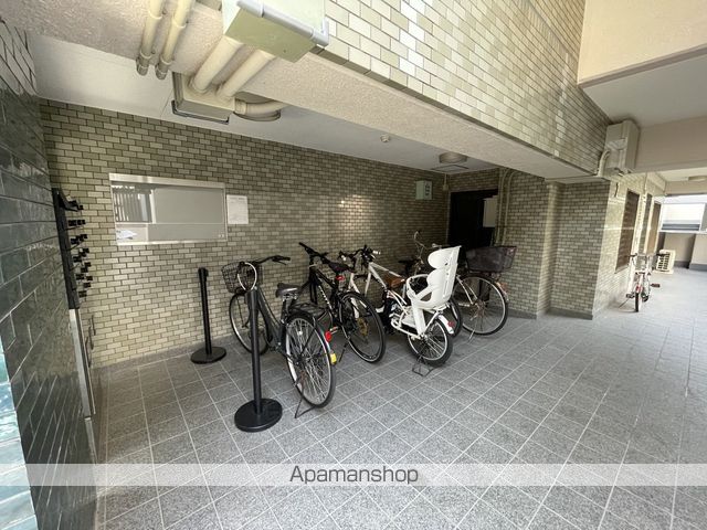 シャトレ御棚の玄関写真