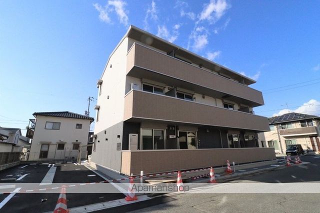 クレールD棟の外観写真