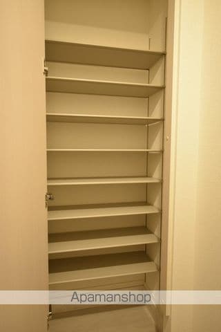 A L’ESTの内装写真