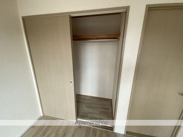 ロイヤルガーデン杉山の内装写真