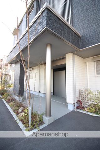 クレストヴェールVIIの玄関写真