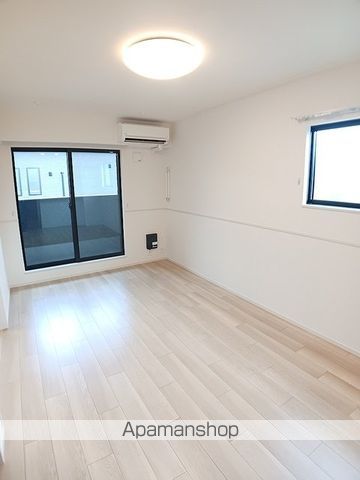 ヒカルサ仰木の里Iの内装写真