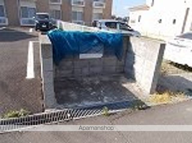 レオパレスグリーンパル滝道の内装写真