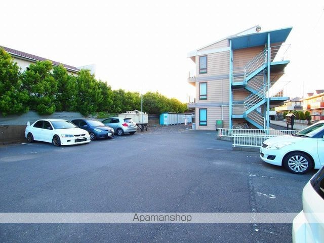 エンデバー[2K/45m2]の駐車場