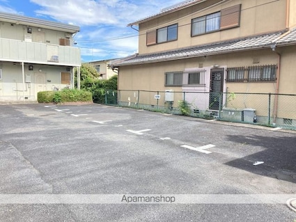 レユニオン膳所（１Ｋ）[1K/22.08m2]の駐車場