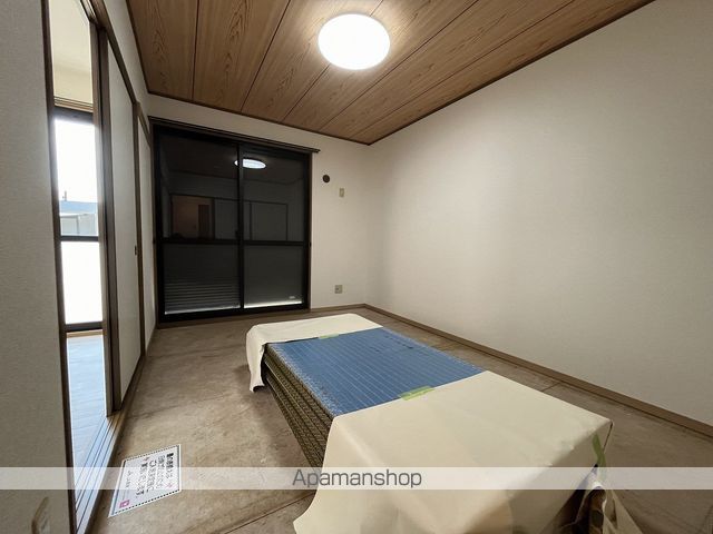 ファミール三嶋の内装写真