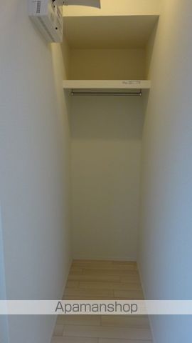 FIRSTの内装写真