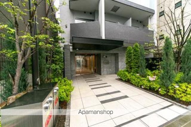 GLACIER神保町の玄関写真
