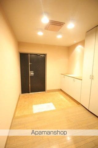 エルミタージュユリの内装写真