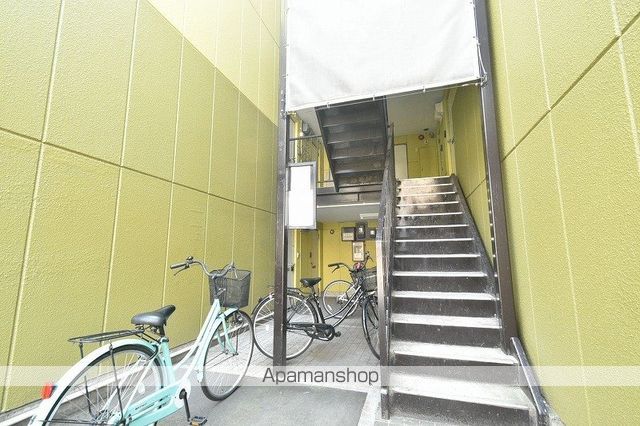 ツインスターAVEの玄関写真